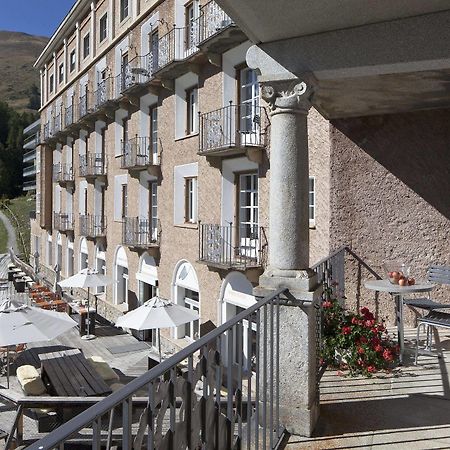 Hotel Castell Zuoz Exterior photo